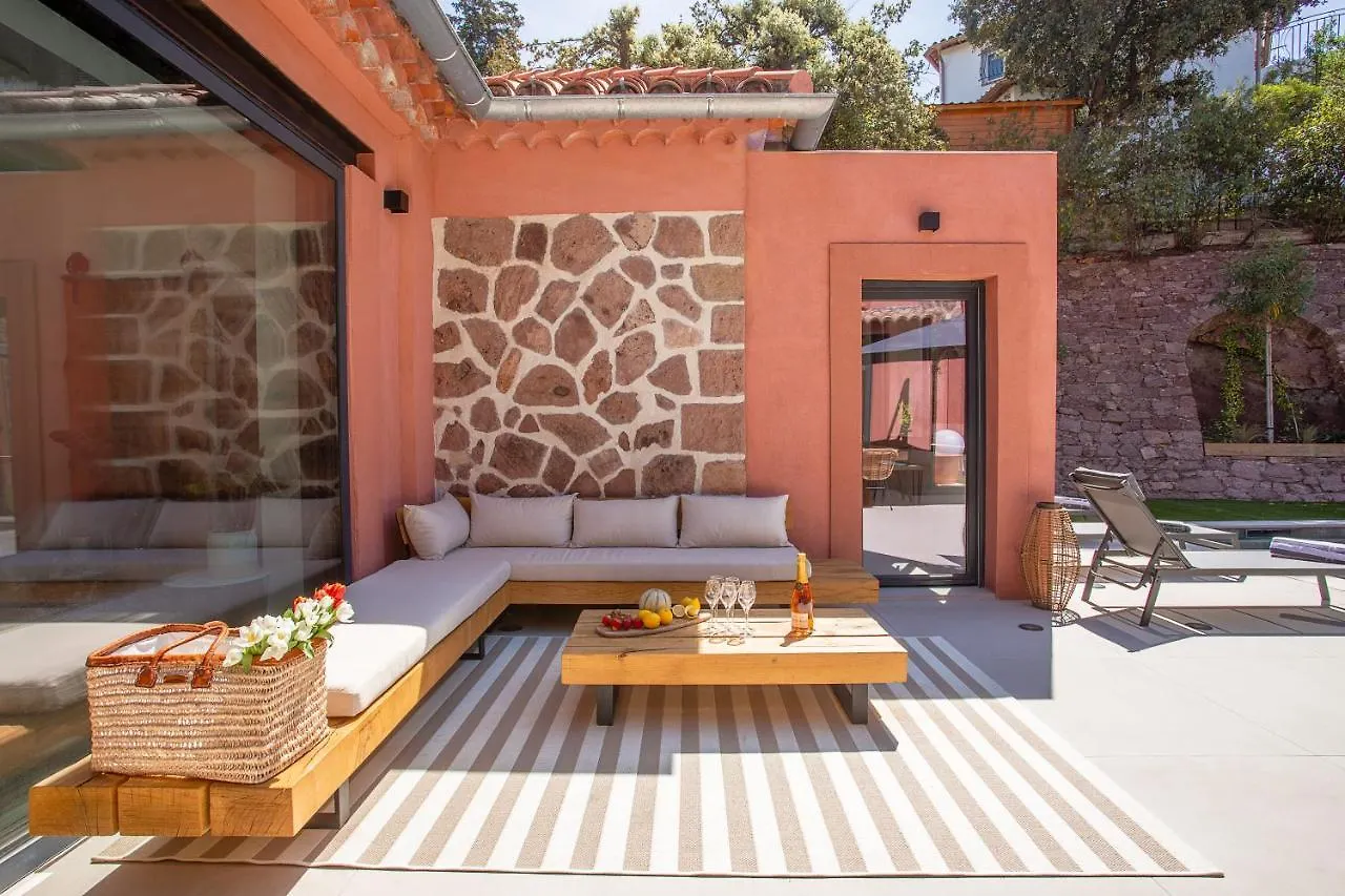 Villa De 300M² Proche De La Plage Saint-Raphael  France