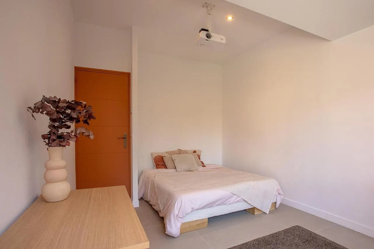 Villa De 300M² Proche De La Plage Saint-Raphael  0*, Saint-Raphael (Var)