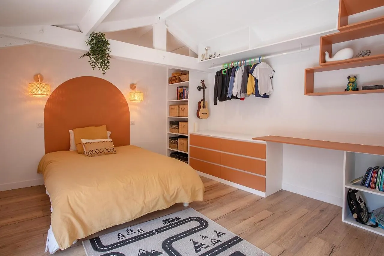 Villa De 300M² Proche De La Plage Saint-Raphael  France