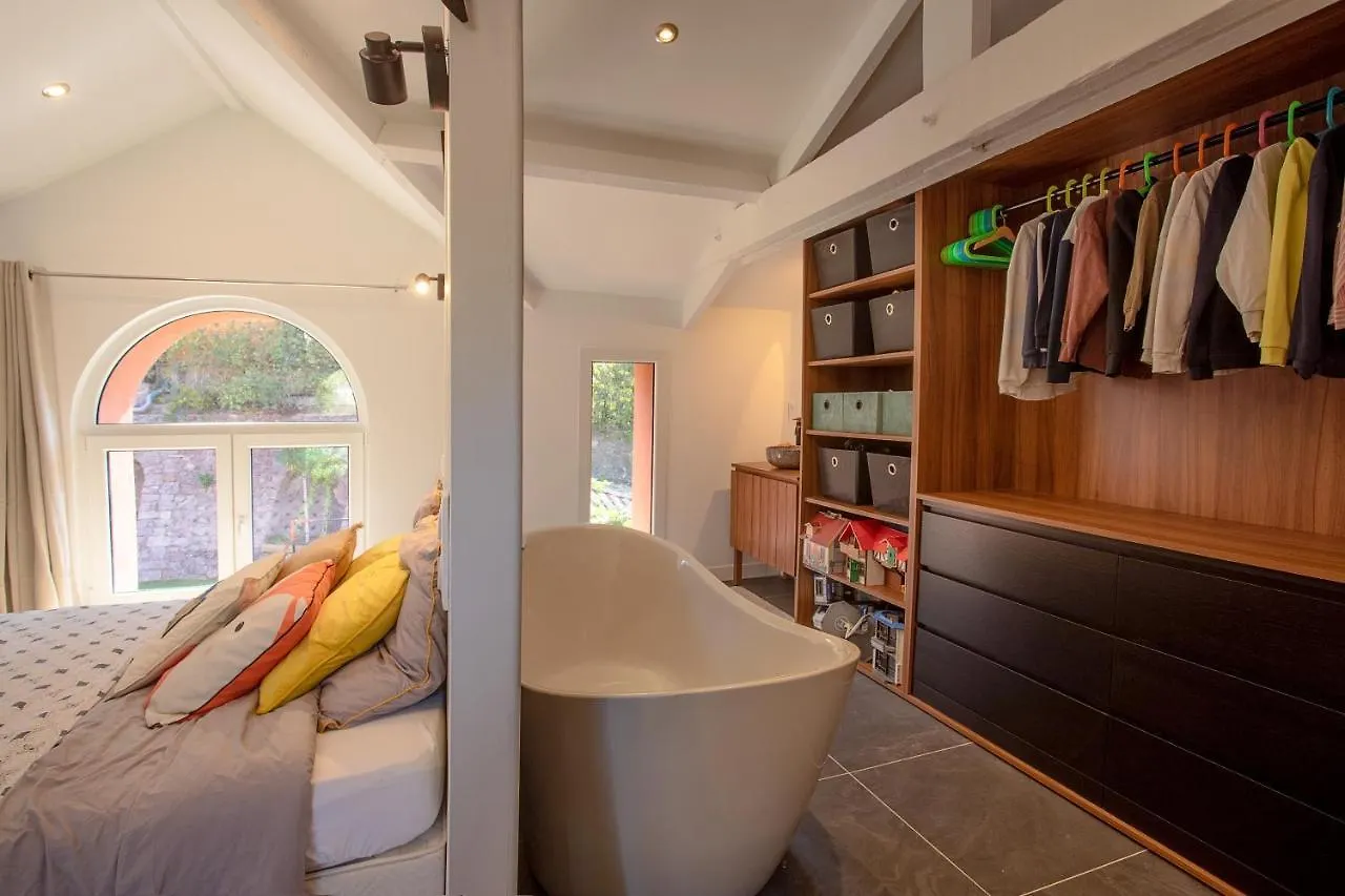 Villa De 300M² Proche De La Plage Saint-Raphael