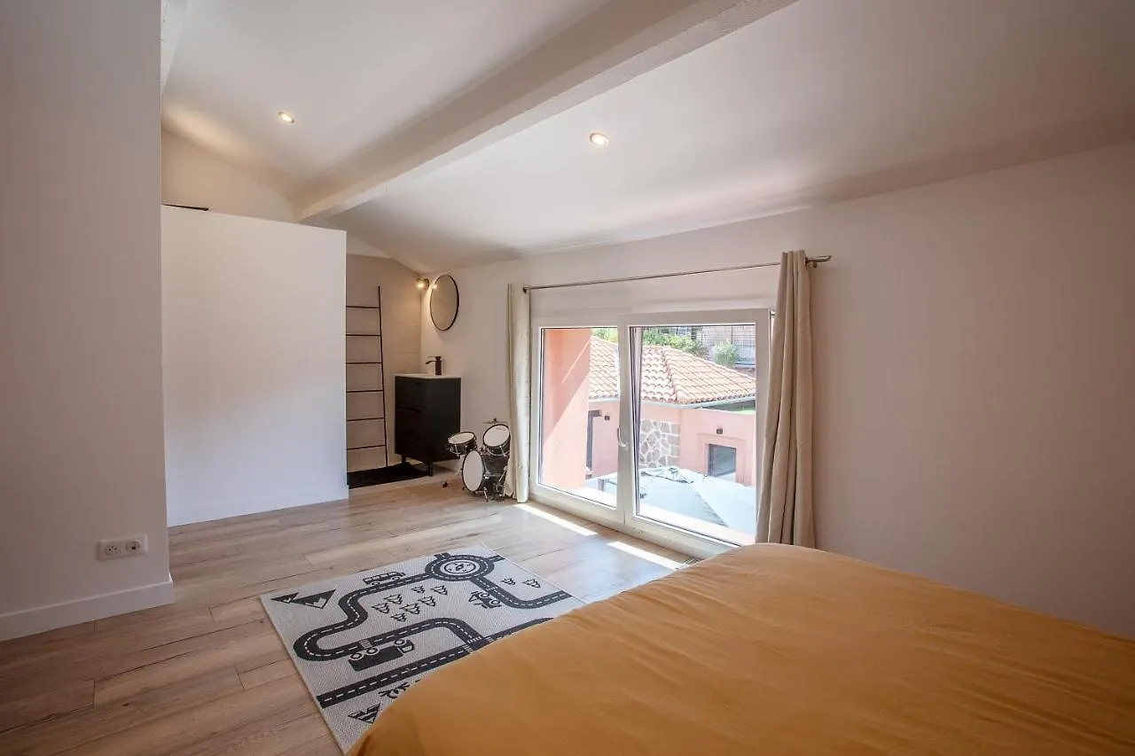 Villa De 300M² Proche De La Plage Saint-Raphael  0*, Saint-Raphael (Var) France